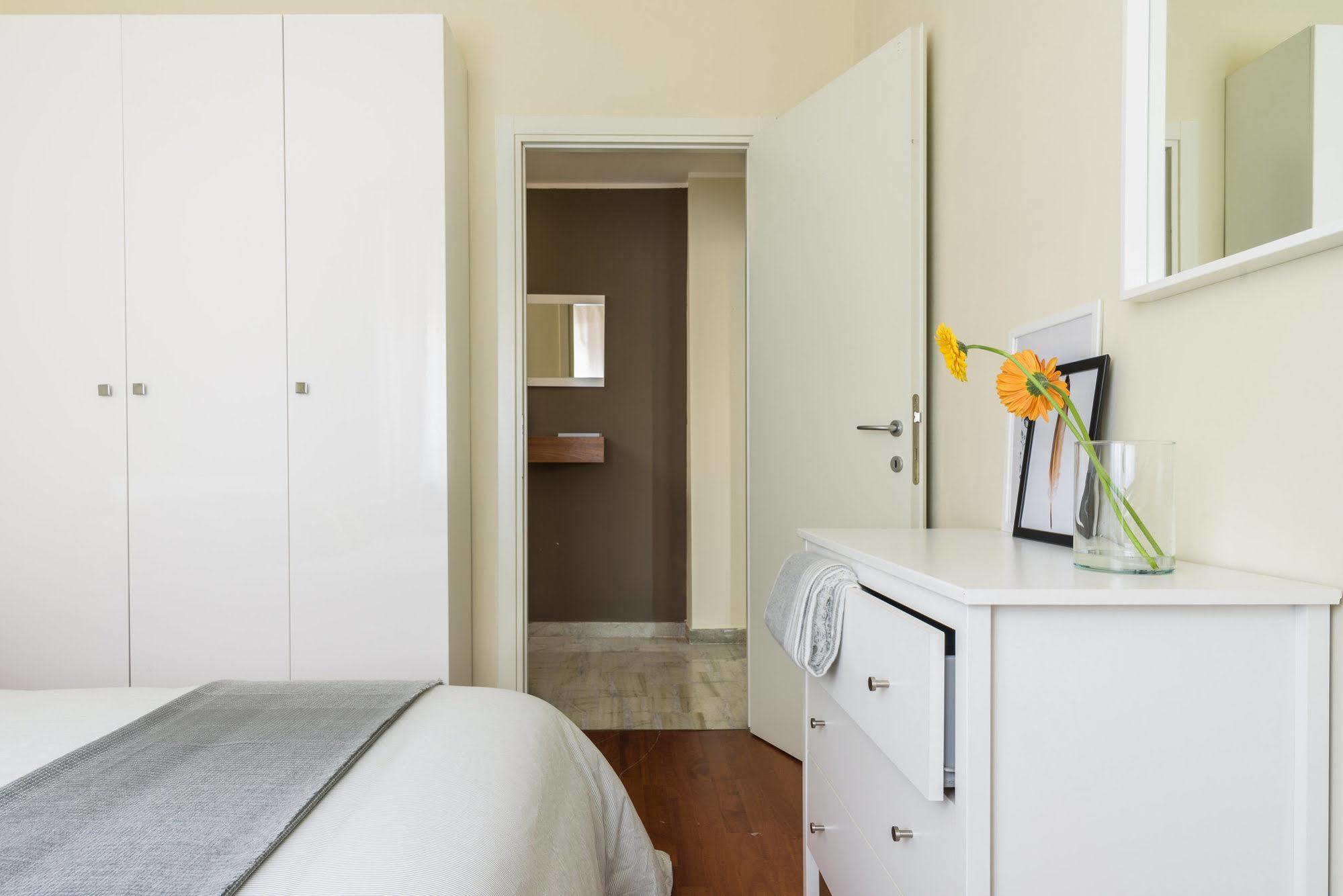 Alcuino Apartment Milan Exterior photo