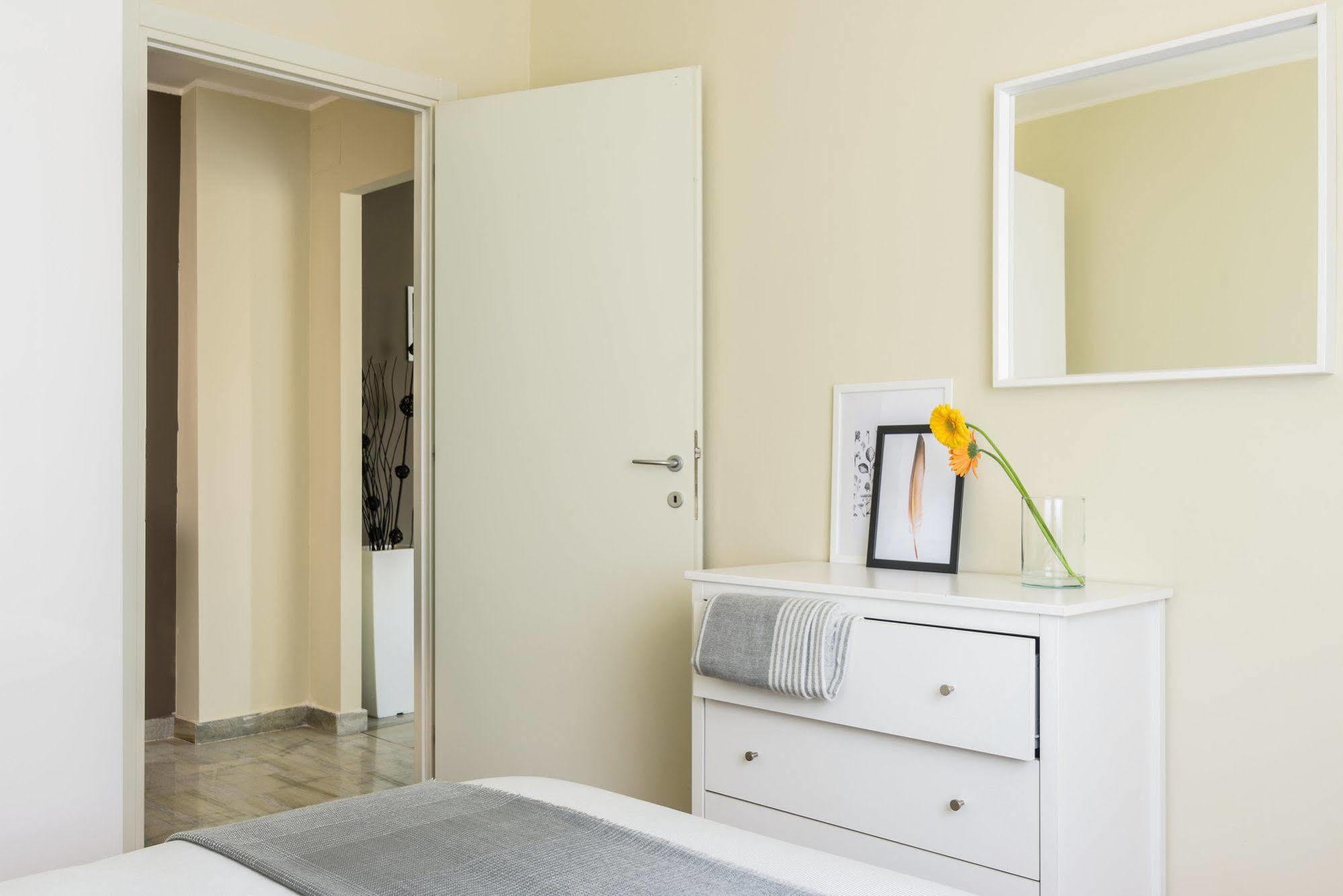 Alcuino Apartment Milan Exterior photo